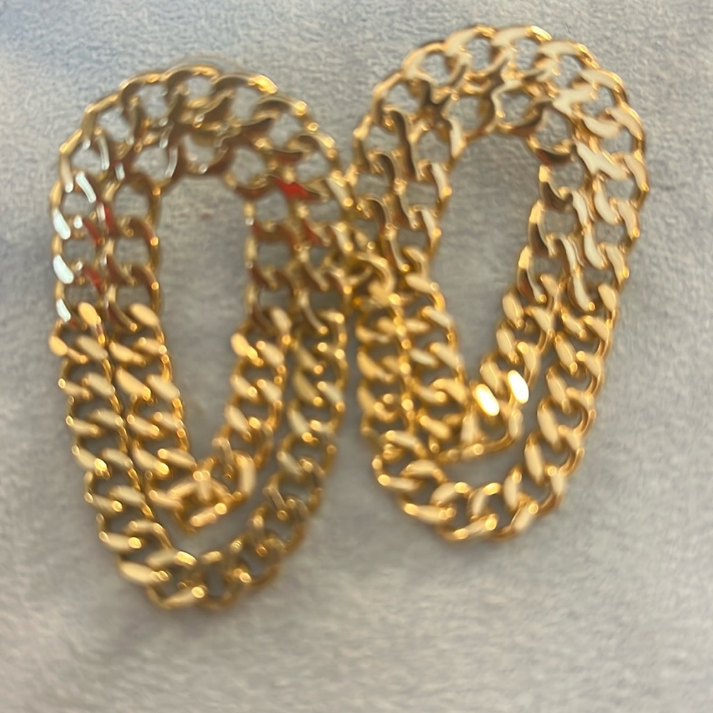 Gold earrings